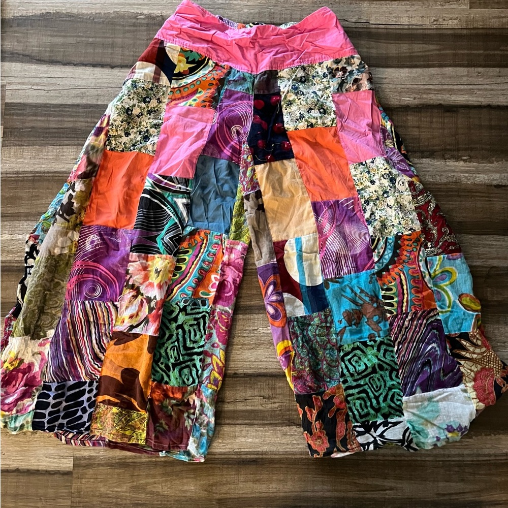 Bohemian women's wide leg patchwork pants fits small/medium excellent condition